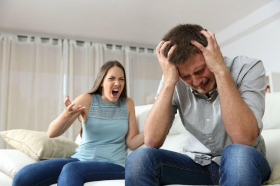 20 % من ضحايا العنف المنزلي رجال 20 % من ضحايا العنف المنزلي رجال
