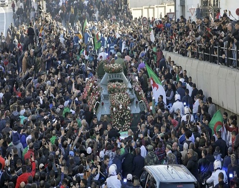 الإفراج عن المعتقلين بالجزائر.. هل يخفت صوت الحراك؟ الإفراج عن المعتقلين بالجزائر.. هل يخفت صوت الحراك؟