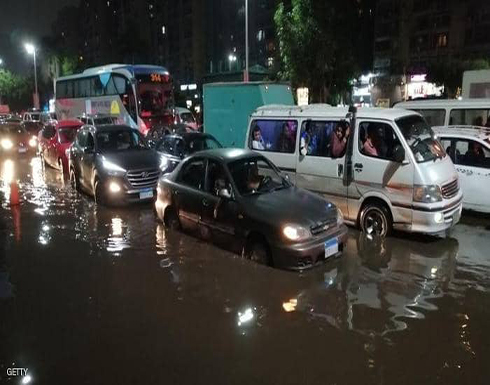 مصر.. توجيه رسمي بإيقاف الأنشطة السياحية