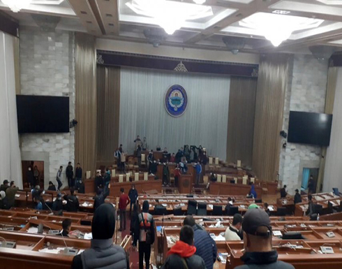 المعارضة القرغيزية تعلن سيطرتها على مقاليد الحكم المعارضة القرغيزية تعلن سيطرتها على مقاليد الحكم