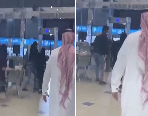 شاب عربي يعتدي على فتاة داخل مركز تجاري ويضربها بعنف .. بالفيديو شاب عربي يعتدي على فتاة داخل مركز تجاري ويضربها بعنف .. بالفيديو