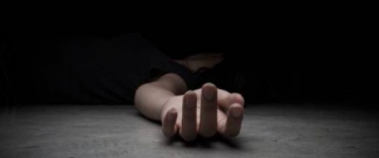 "خنقتها بالشال بسبب الغيرة".. "خنقتها بالشال بسبب الغيرة"..