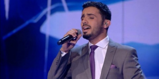 فيديو: لماذا بكى عمار العزكي على مسرح آراب آيدول في الحلقة الأخيرة؟