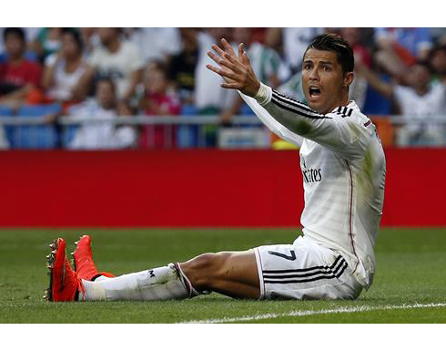 بالفيديو: الدوري الإسباني.. الريال يستهل مشواره بفوز غير مقنع على قرطبة