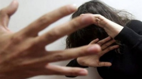 رفضت ممارسة العلاقة مع أصدقائه فأقدم على ذبحها رفضت ممارسة العلاقة مع أصدقائه فأقدم على ذبحها