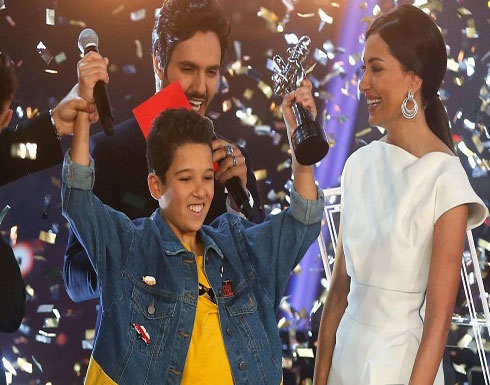 بالفيديو – شاهدوا كيف استُقبل حمزة لبيض في بلده... ووالدته تكشف ما سيفعله بعد The Voice Kids