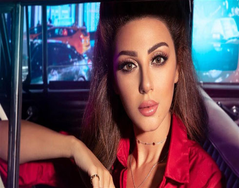 بالفيديو : كلب ميريام فارس يسحبها من ملابسها بالفيديو : كلب ميريام فارس يسحبها من ملابسها