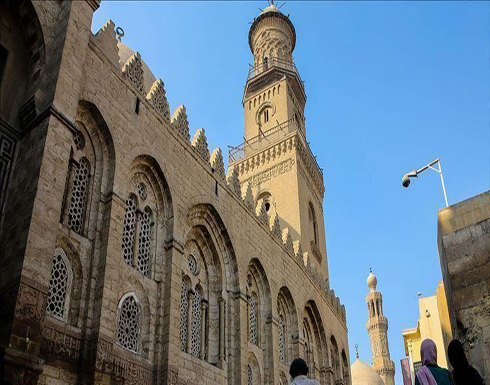 الأزهر: تصريحات ماكرون عن الإسلام "عنصرية" الأزهر: تصريحات ماكرون عن الإسلام "عنصرية"