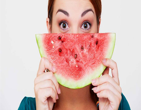 دايت البطيخ... هل يساعد فعلاً على خسارة الوزن في يومين؟ دايت البطيخ... هل يساعد فعلاً على خسارة الوزن في يومين؟