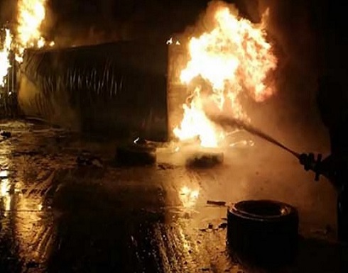 سوريا.. حرائق في حاويات مرفأ اللاذقية إثر "هجوم إسرائيلي" سوريا.. حرائق في حاويات مرفأ اللاذقية إثر "هجوم إسرائيلي"