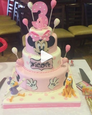 بالصور - احتفال نيكول سابا ويوسف الخال بعيد ابنتهما الصغيرة بأجواء رائعة