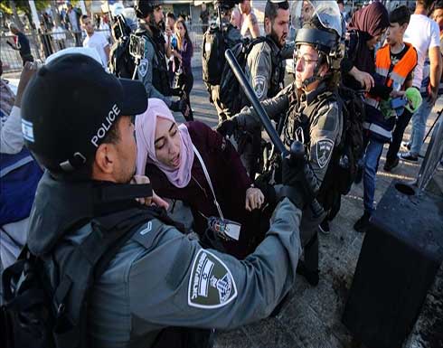 الضفة.. الشرطة الإسرائيلية تعتقل فلسطينية عند حاجز قلنديا الضفة.. الشرطة الإسرائيلية تعتقل فلسطينية عند حاجز قلنديا