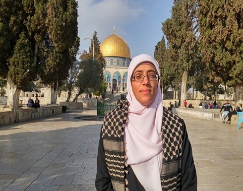 خديجة خويص.. ملاحقات الاحتلال لم تثنها عن الرباط بالأقصى خديجة خويص.. ملاحقات الاحتلال لم تثنها عن الرباط بالأقصى