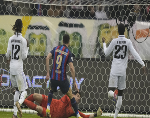 برشلونة يهزم ريال مدريد بثلاثية ويتوج بكأس السوبر الإسباني .. بالفيديو برشلونة يهزم ريال مدريد بثلاثية ويتوج بكأس السوبر الإسباني .. بالفيديو