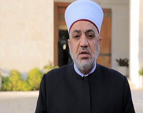 الأردن .. موجة غضب بشأن تصريحات وزير الاوقاف عن تعليم القرآن للأطفال " اسماء " الأردن .. موجة غضب بشأن تصريحات وزير الاوقاف عن تعليم القرآن للأطفال " اسماء "