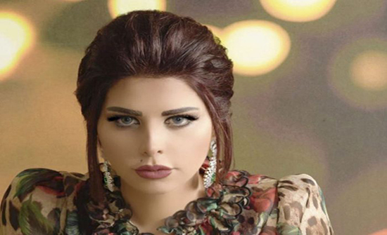 بفستان مكشوف من الظهر .. شمس الكويتية تستعرض التاتو على ظهرها بفستان مكشوف من الظهر .. شمس الكويتية تستعرض التاتو على ظهرها