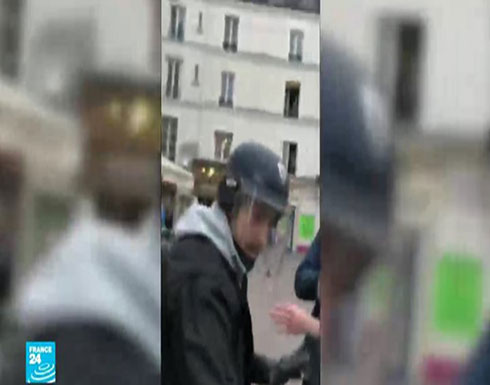 فيديو ..فرنسا: جدل بشأن فيديو يظهر أحد مقربي ماكرون وهو يضرب متظاهرا فيديو ..فرنسا: جدل بشأن فيديو يظهر أحد مقربي ماكرون وهو يضرب متظاهرا