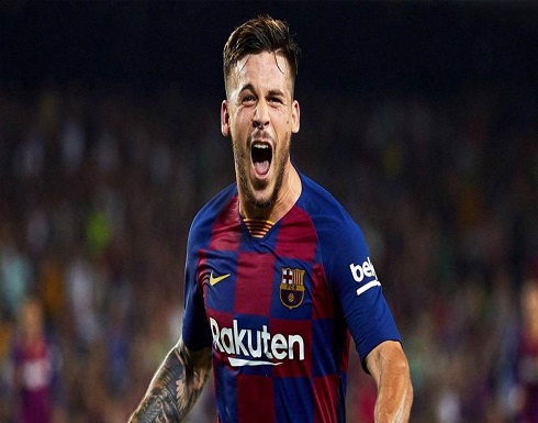 برشلونة يُغير اتفاقه مع كارليس بيريز برشلونة يُغير اتفاقه مع كارليس بيريز