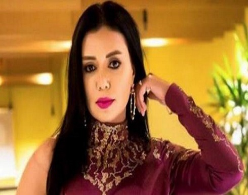 رد صادم من رانيا يوسف على إهانة معجبة لها بسبب فستانها الجريء رد صادم من رانيا يوسف على إهانة معجبة لها بسبب فستانها الجريء