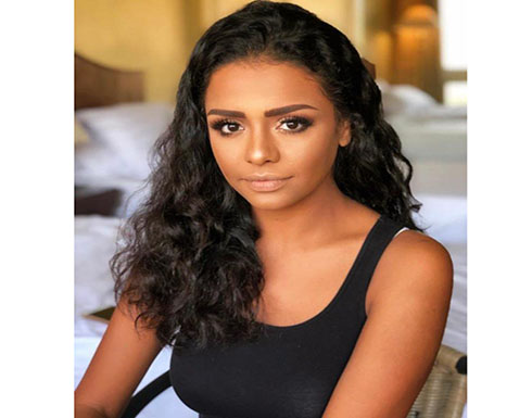 أسماء أبو اليزيد تخطف الأنظار بإطلالة جريئة أسماء أبو اليزيد تخطف الأنظار بإطلالة جريئة
