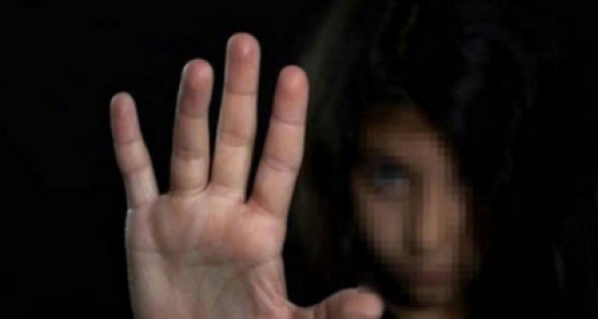 طبيبة تنتقم من زوجها لتحرشه بخادمتها طبيبة تنتقم من زوجها لتحرشه بخادمتها