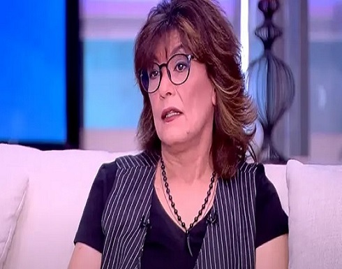 شاهد الفنانة سماح أنور: لم أشرب المياه منذ 17 عاماً شاهد الفنانة سماح أنور: لم أشرب المياه منذ 17 عاماً
