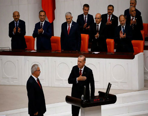الرئيس التركي رجب طيب اردوغان يؤدي اليمين الدستورية أمام البرلمان لولاية رئاسية جديدة الرئيس التركي رجب طيب اردوغان يؤدي اليمين الدستورية أمام البرلمان لولاية رئاسية جديدة
