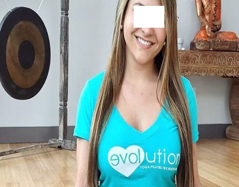 أمريكية تقتل أطفالها الأربعة وصديقتها ثم تنتحر بسبب ضحكة! أمريكية تقتل أطفالها الأربعة وصديقتها ثم تنتحر بسبب ضحكة!