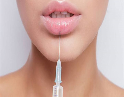 في هذه الحالات تحتاجين لعملية تجميل الشفاه.. أبرزها الخطوط التعبيرية في هذه الحالات تحتاجين لعملية تجميل الشفاه.. أبرزها الخطوط التعبيرية