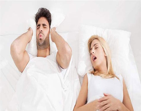 النساء أقلُّ اعترافاً بالشّخير من الرّجال! النساء أقلُّ اعترافاً بالشّخير من الرّجال!