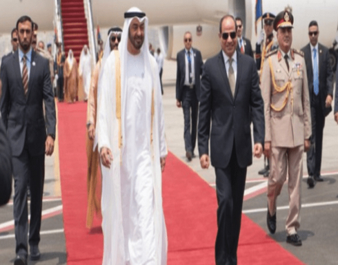 ولي عهد أبوظبي يصل القاهرة.. والسيسي في مقدمة مستقبليه ولي عهد أبوظبي يصل القاهرة.. والسيسي في مقدمة مستقبليه