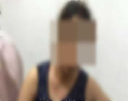 بسبب بكائه أثناء ممارسة الرذيلة.. عشيق الأم يعتدي على طفلها حتى الموت بمصر بسبب بكائه أثناء ممارسة الرذيلة.. عشيق الأم يعتدي على طفلها حتى الموت بمصر