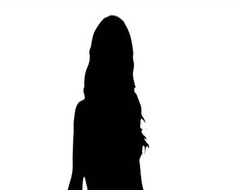 ممثلة ضحية مقلب رامز جلال تحذّر أحد أفراد البرنامج من التحرش بها! ممثلة ضحية مقلب رامز جلال تحذّر أحد أفراد البرنامج من التحرش بها!
