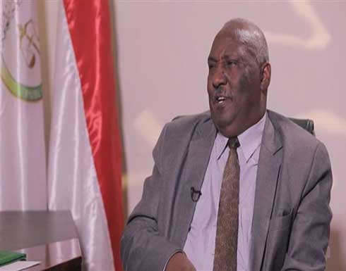 بعد الافراج عن انصار البشير .. البرهان يقيل النائب العام مبارك محمود من منصبه