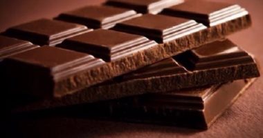 أضرار الإفراط فى تناول الشيكولاتة منها زيادة نسبة السكر فى الدم أضرار الإفراط فى تناول الشيكولاتة منها زيادة نسبة السكر فى الدم