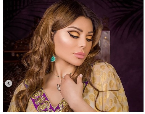 هيفا وهبي تخطف الأنظار بالعباءة في أول إطلالة رمضانية (صور) هيفا وهبي تخطف الأنظار بالعباءة في أول إطلالة رمضانية (صور)