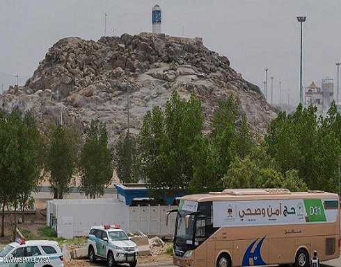 حجاج بيت الله الحرام يقفون بعرفة حجاج بيت الله الحرام يقفون بعرفة