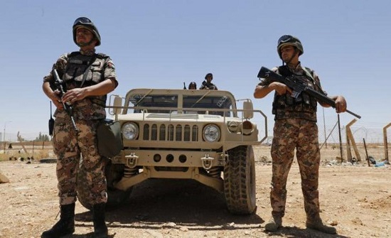 الجيش يتوعد بقتل كل من تسول له نفسه الاقتراب من حدود الأردن الجيش يتوعد بقتل كل من تسول له نفسه الاقتراب من حدود الأردن