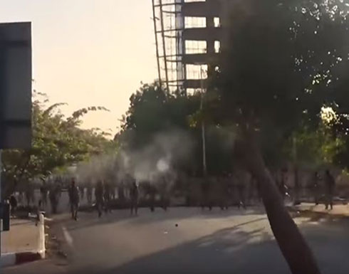 بالفيديو : إطلاق نار على معتصمي الخرطوم واتهامات لـ"الدعم السريع" بالفيديو : إطلاق نار على معتصمي الخرطوم واتهامات لـ"الدعم السريع"