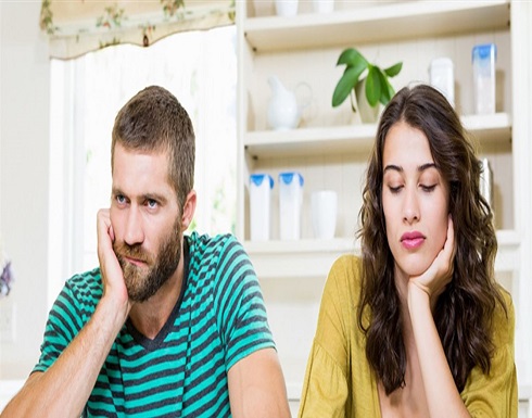4 سلوكيات تشعر زوجك بالإهمال وعدم التقدير 4 سلوكيات تشعر زوجك بالإهمال وعدم التقدير
