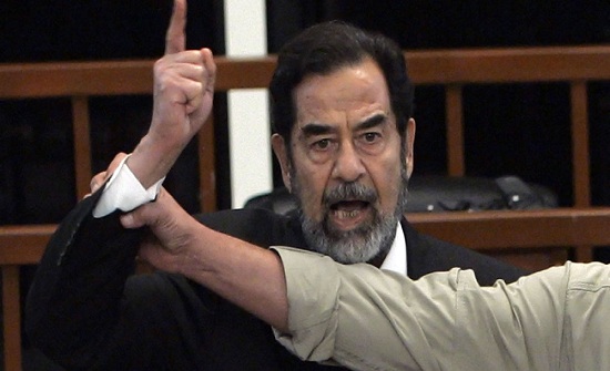 F.B.I يكشف عن تفاصيل استجواب صدام حسين F.B.I يكشف عن تفاصيل استجواب صدام حسين