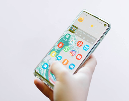 "تيلغرام" يهاجم "فيسبوك" بسبب سياسة خصوصية المستخدمين "تيلغرام" يهاجم "فيسبوك" بسبب سياسة خصوصية المستخدمين