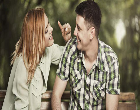 تعلمي كيف تجاملين زوجكِ بهذه الطرق تعلمي كيف تجاملين زوجكِ بهذه الطرق