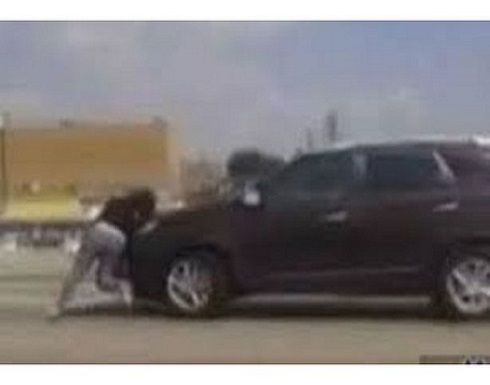 تونس .. يدهس زوجته بالسيارة ثم يدفنها حية والسبب صادم تونس .. يدهس زوجته بالسيارة ثم يدفنها حية والسبب صادم