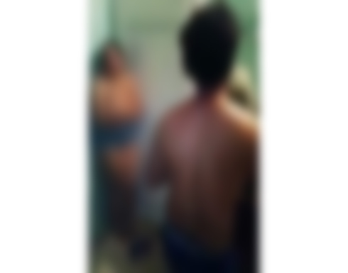 رجل يضبط زوجته أثناء ممارسة الرذيلة مع عشيقها في المغرب (تفاصيل صادمة) رجل يضبط زوجته أثناء ممارسة الرذيلة مع عشيقها في المغرب (تفاصيل صادمة)
