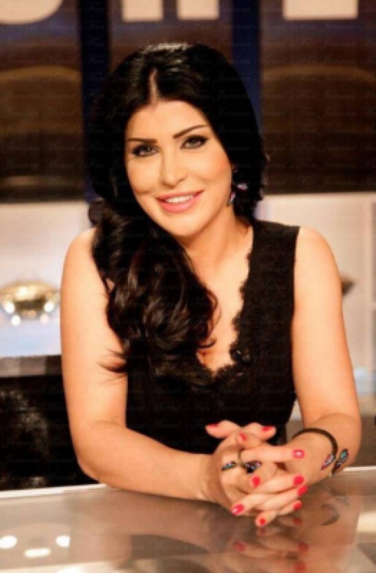 بالصور: عمليات التجميل تشوّه وجه الممثلة السورية جمانة مراد!