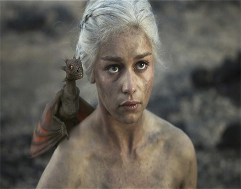 مهرجان صندانس 2023.. إطلالة مبهرة لنجمة "Game of Thrones" إميليا كلارك مهرجان صندانس 2023.. إطلالة مبهرة لنجمة "Game of Thrones" إميليا كلارك
