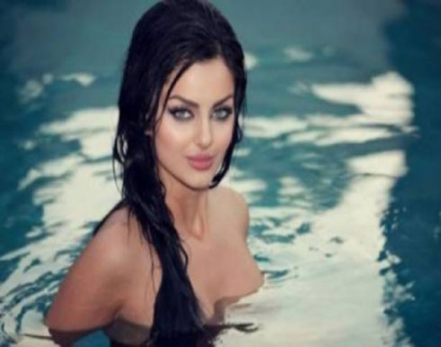 الإيرانية ماهلاغا جابري باطلالة جريئة من غرفة نومها .. شاهد الإيرانية ماهلاغا جابري باطلالة جريئة من غرفة نومها .. شاهد