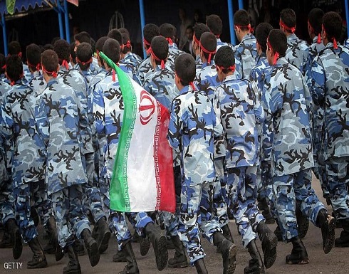 وزير إيراني يتحدث عن 14 مليون تلميذ "جاهزين للقتال" وزير إيراني يتحدث عن 14 مليون تلميذ "جاهزين للقتال"