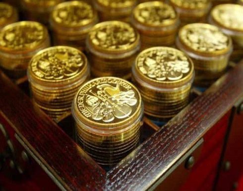 الذهب يهبط مع صعود الدولار والأسهم الأوروبية الذهب يهبط مع صعود الدولار والأسهم الأوروبية